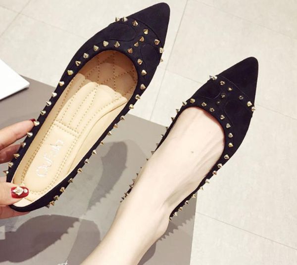 

2019 rivet suede women's shoes in spring and autumn with new style flat bottom pointed end shallow mouth, Black