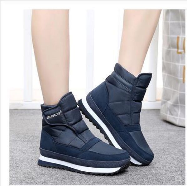 

2019 fashion solid non-slip waterproof winter women shoes warm plush snow hook&loop ankle boots t200425, Black