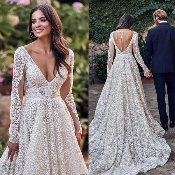 2020 Nova Primavera Lace Wedding Dresses V Flower Neck apliques de manga comprida Backless varredura Trem vestidos de noiva vestes de mariée 830