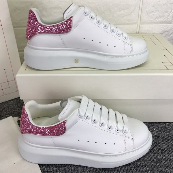 

2020 new fashion increase white shoes ladies thick bottom wild sports shoes couple casual shoes dhl delivery spot