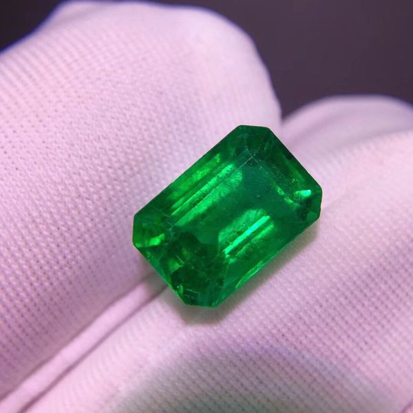 

свободный gemstone 2.61 карат яркий зеленый натуральный изумруд драгоценные камни столкнулся обрезал камни камень камни, Black