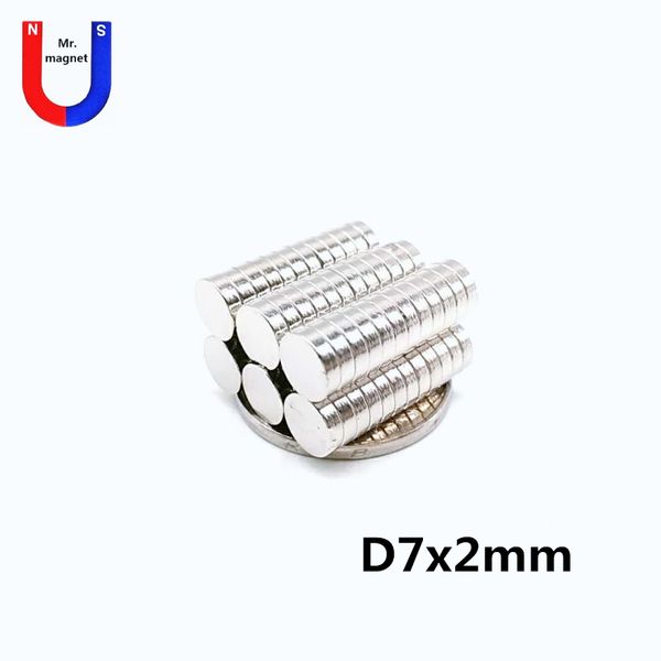 100pcs 7 * 2 7x2mm N35 Bulk permanente Bulk Redondo NDFEB Neodímio Disco DIA. 7mm n35 super poderoso forte do motor do magneto da terra rara forte