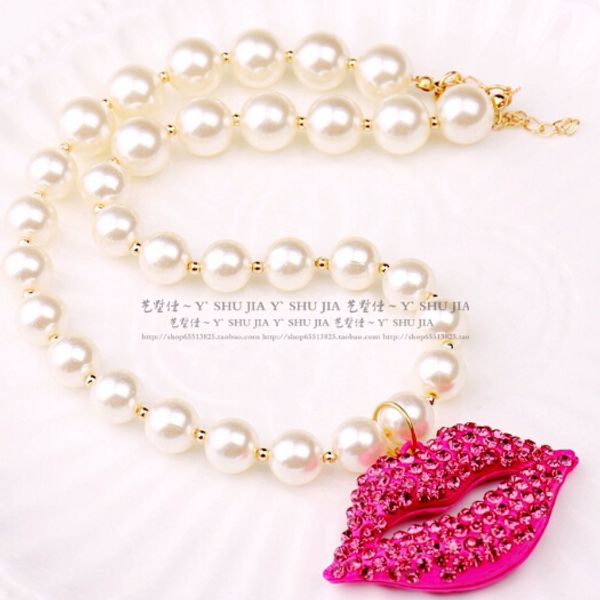 

trendy bling bling red lip pendant pearl chain choker necklace for women dress accessories, Golden;silver