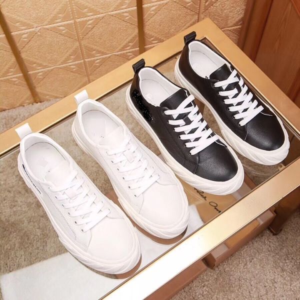 

sell new season designer shoes fashion luxury women shoes men leather lace up platform oversized sole sneakers white black casual shoes