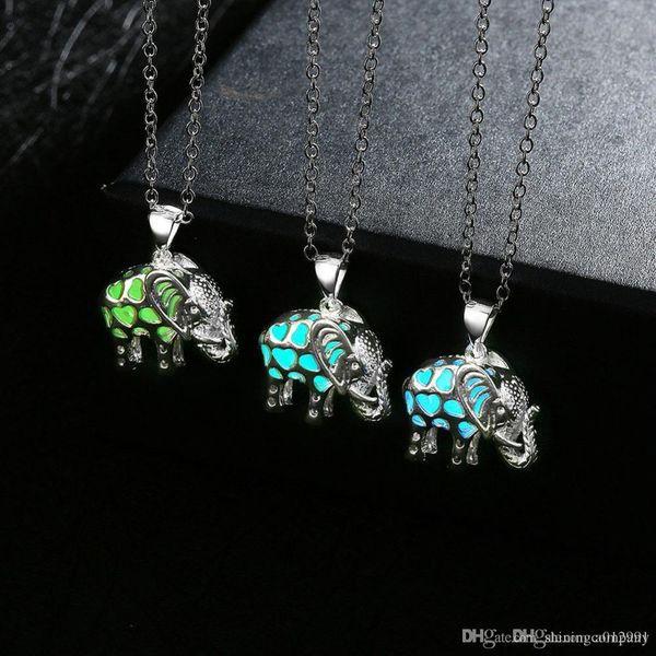 

european style luminous stone pendant necklaces wholesale glow in dark necklaces for women elephant-shaped design luminous gemstone jewelry, Silver