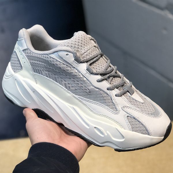 

sell kanye west wave runner 700 v2 geode static salt mauve solid grey sports running shoes men women sports sneakers 36-46