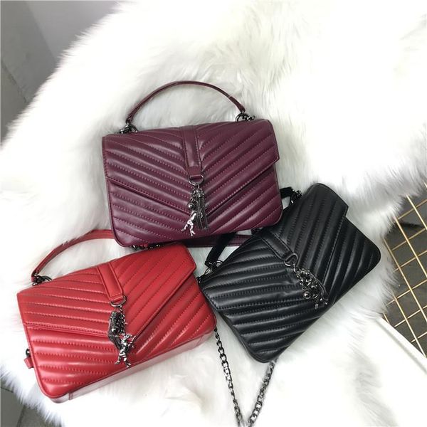 

elegant2019 real sheepskin chain small square single shoulder span portable v grain genuine leather woman package