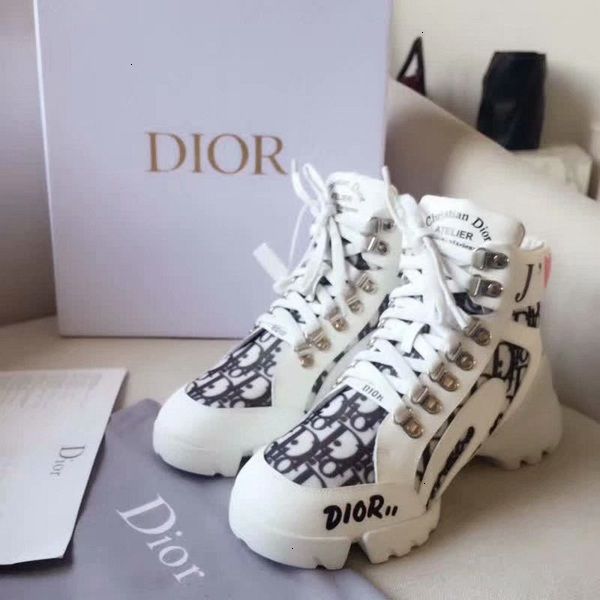 

женская повседневная обувь губы печатает низкий топ зашнуровать плоские модные кроссовки 110609, Black;red