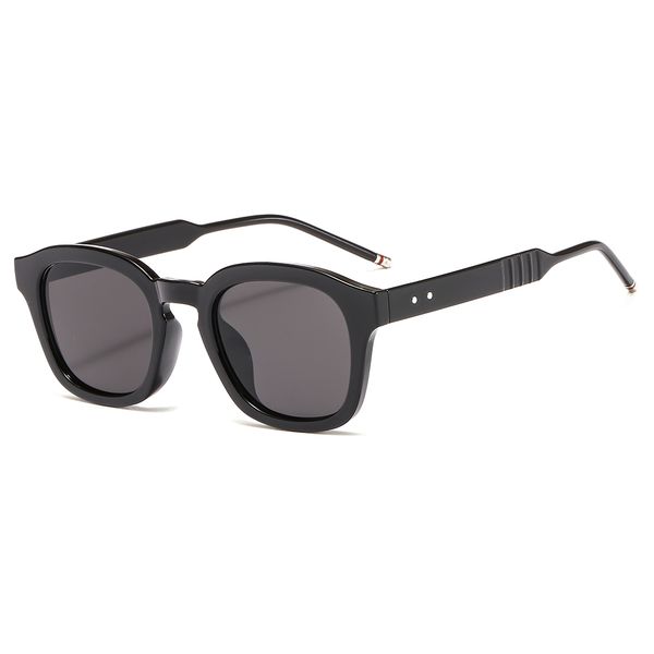 

fashion vintage sunglasses 2020 women men candy colors eyewear lady classic oval sunglasses outdoor driving travel sunglasses 3317, White;black