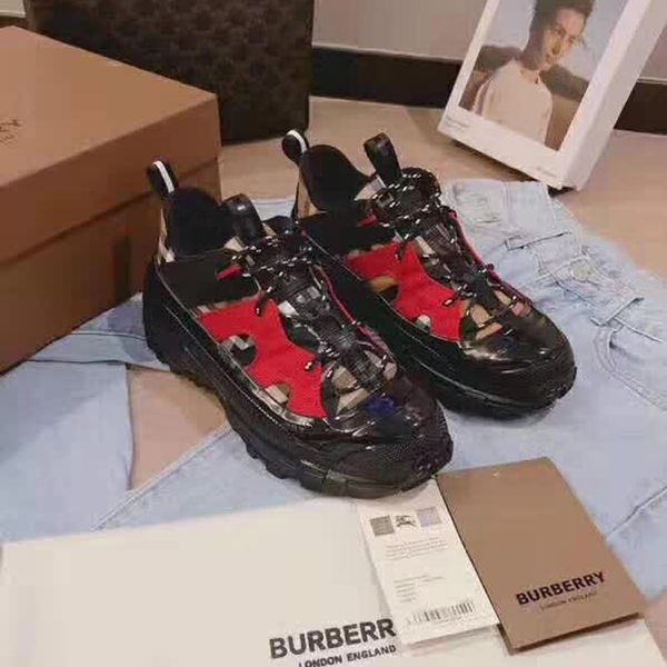 

2020 winter new fashion luxury men's and women's casual shoes fashion comfortable british college style couple casual shoes old sh, Black