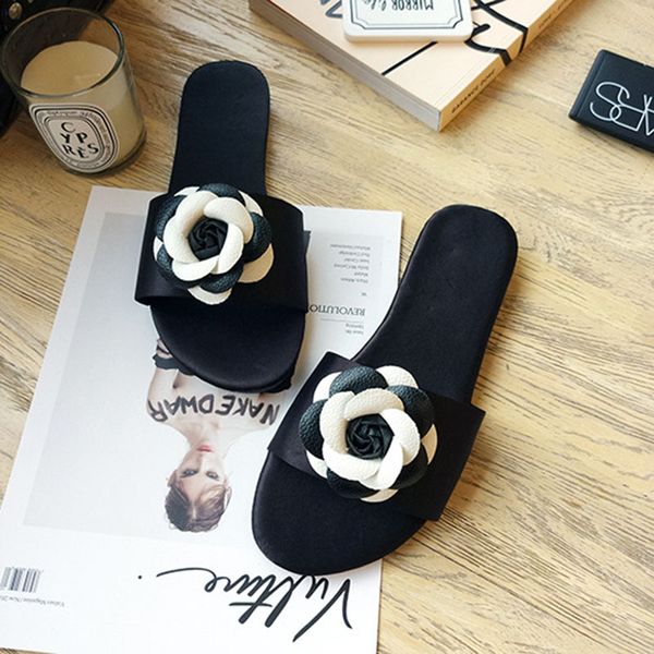 

black white camellia open toe slides women low platform shoes european famous design flower beach shoes sapato feminino