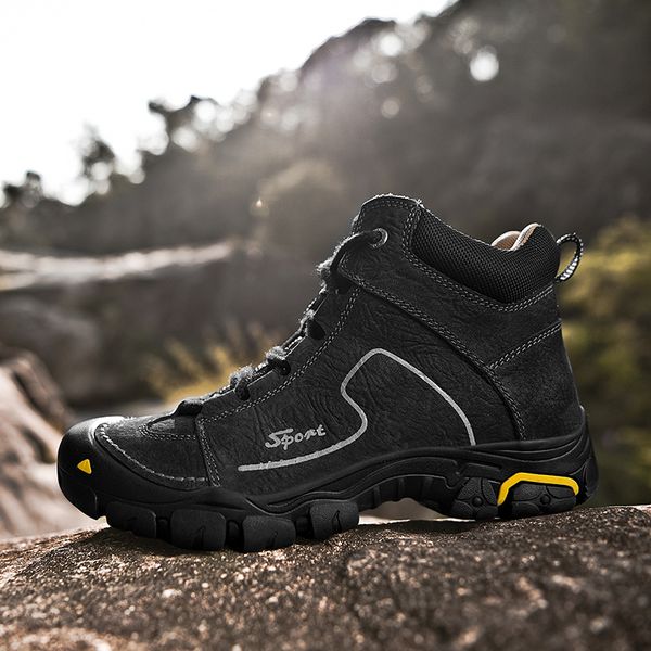 

2020 male waterproof hiking shoes mountain climbing shoes outdoor hiking boots trekking sport sneakers men hunting trekking