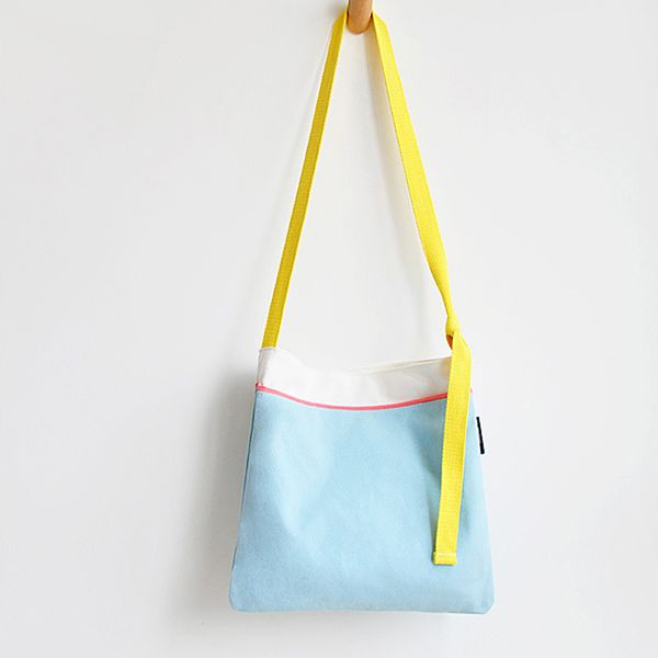 

shoulder messenger bag small fresh exquisite women bags mochilas mujer japanese style canvas cute kawaii bag