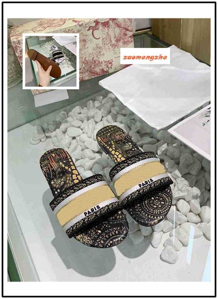 

high-quality new dazzle flowers women sandals striped beach causal shoes embroidery sandal floral brocade slipper, Black