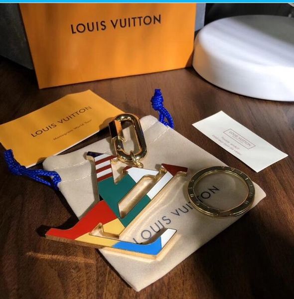 

2019 original box luxury key chain h wallet pendant bag dog d doll car chain fashion key chain colors high quality, Silver