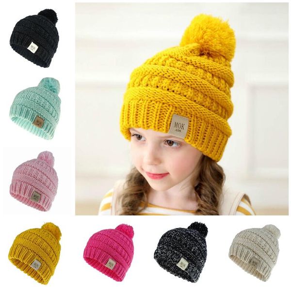 Cap Knit Bebé meninas Chapéus crianças desenhador capacitores sólidos Crianças Meninos Outdoor Gorros Pompom Gorro de Lã Crianças Presentes 1-8T frete grátis