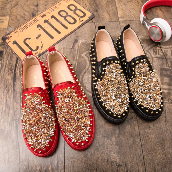 

2019 spring and autumn suede leather shoes men's sequin rivet rivet shoes men's simple casual black personality outdoor loafers