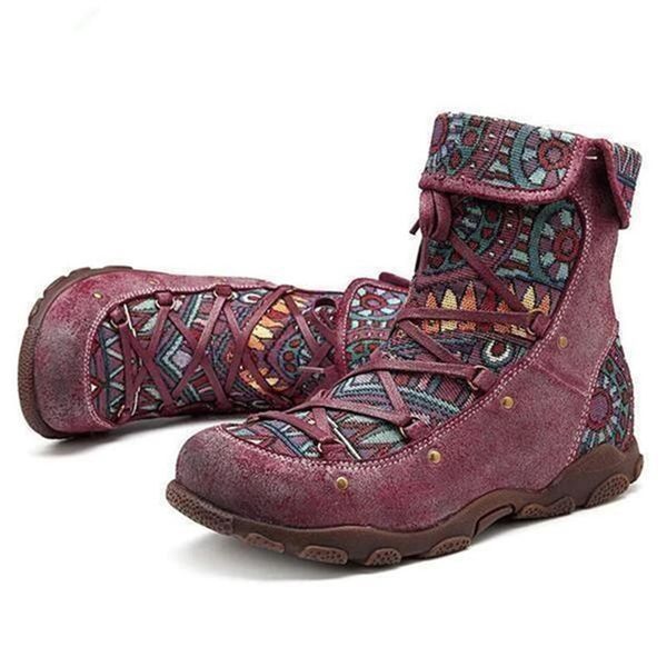 

winter women boots .large size 35-43 flat bottom belt buckle, totem retro ethnic style matching color women's boots with fleece, Black