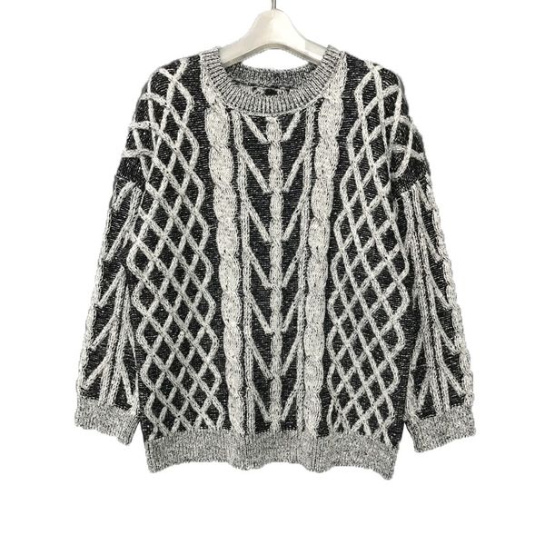

in europe and the large size sweater wholesale substituting coarse acupuncture anesthesia flower girl sweater, White;black
