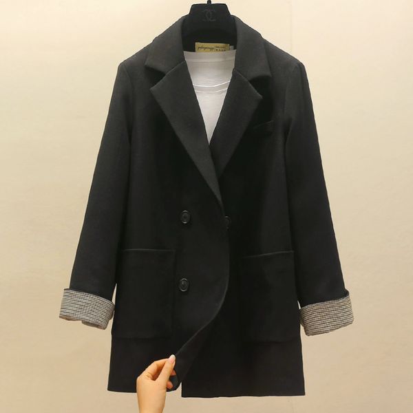 

женкий неболой пиджак вена и оен деловой од ѬеѬо-бѬианкий ил пѬиг, White;black