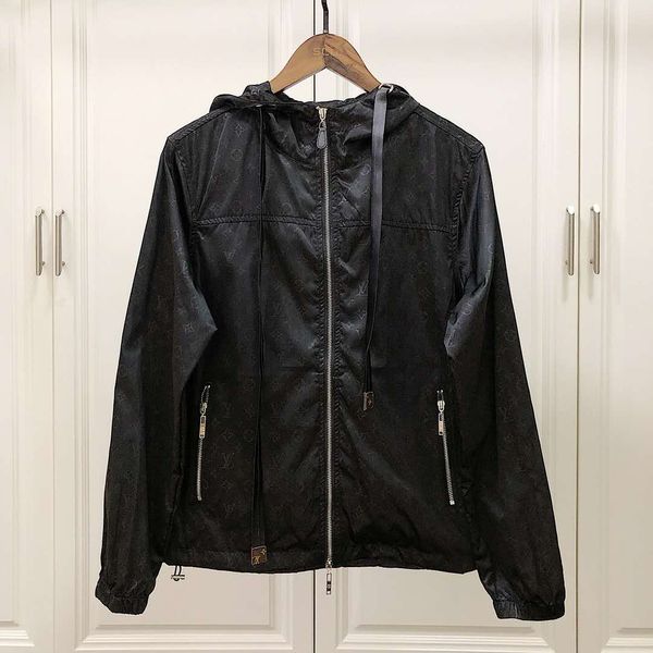 

2019 pring and fall new fahion men luxury de igner hooded jacket ize top de igner jacket for men zdl 19981