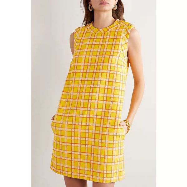 

5.15 2020 summer new women o-neck sleeveless contrasr color plaid tweed vest dress + high waist plaid a-line skirt sets, White