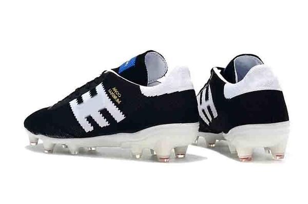 botines de futbol color negro