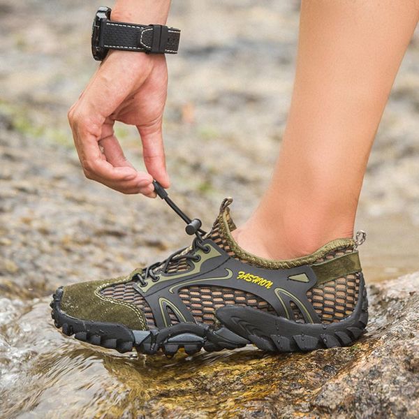 

2019 newly men breathable mesh waterproof shoes outdoor climbing hiking non-slip sneakers 19ing