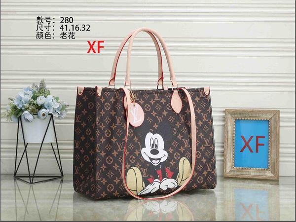 

c65 new designer handbags leather embossed fashion women's bag chain crossbody bag designer messenger bag wallets purse tag