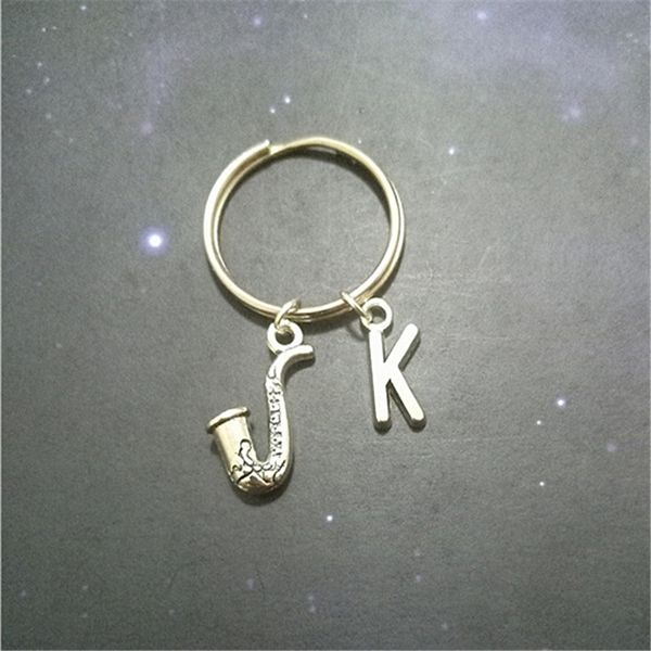 

саксофон шарм брелок, брелок initial, саксофон ретро ювелирные изделия ручной работы, музыка подарки, Silver