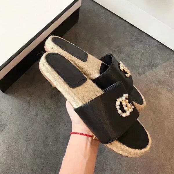 

2020 woman slippers slides summer shoes casual slippers solid hollow out women slides slippers size:35-40 with box 01xne1303, Black