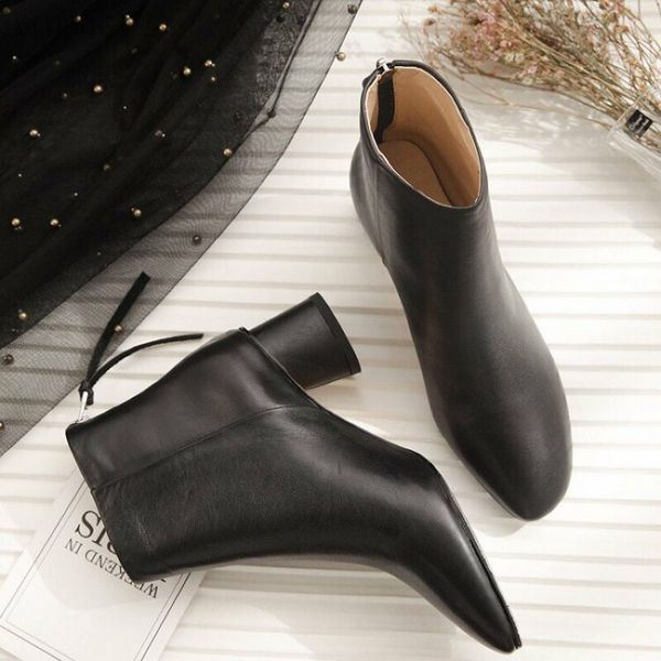 

fashionable zipper outdoor thick heel martin boots female autumn and winter new leather high-heeled black short tube women's boots