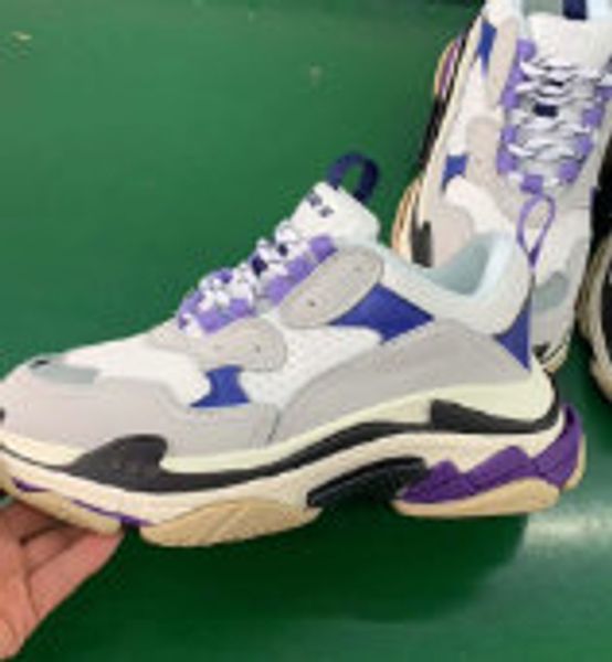 

paris 17fw triple-s walking shoes dad shoes chaussures femme triple s 17fw sneakers for men women vintage old grandpa trainer outdoor