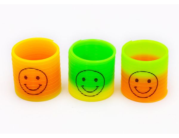 

24PCS 3.5cm Colorful Magic rainbow spring circle Slinky Children Classic Development Educational Plastic Toy Kids Christmas Gifts