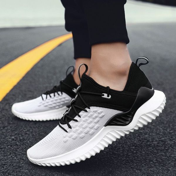 

2019 new breathable mesh lightweight running shoes for man jogging walking sports athletic big size 39-46 outdoors man sneakers