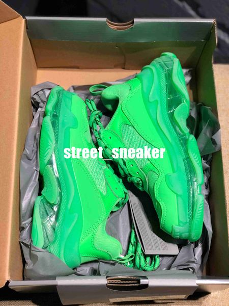 

2019 fashion paris 17fw triple-s sneaker dark green triple s casual shoes dad shoes for men's women beige black sports tennis 35-45, White;red