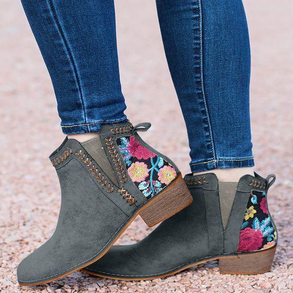 

shoes women 2019 autumn winter boots women casual booties rome large size embroider flower square heels short boots shoes, Black