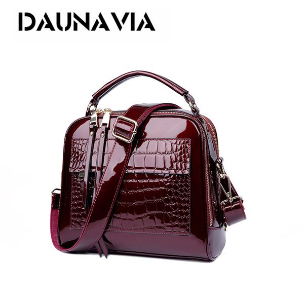 

daunavia 2020 дизайнеѬ кѬокодил аблон лакиѬованной кожи женин ђмки на Ѭемне ђмки ка