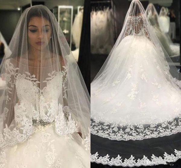

scoop neck arabic dubai ball gown wedding dresses appliqued lace 2020 long sleeve beaded bridal gown illusion back vestidos de novia al6383, White