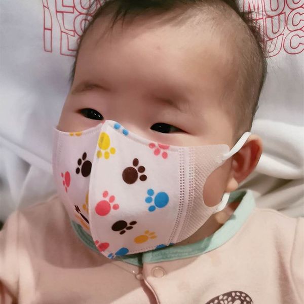 

детские детские одноразовые маски нетканые маски для лица детей 4 слоя anti-dust водонепроницаемая маски маски ply респиратор мягкий дышащий