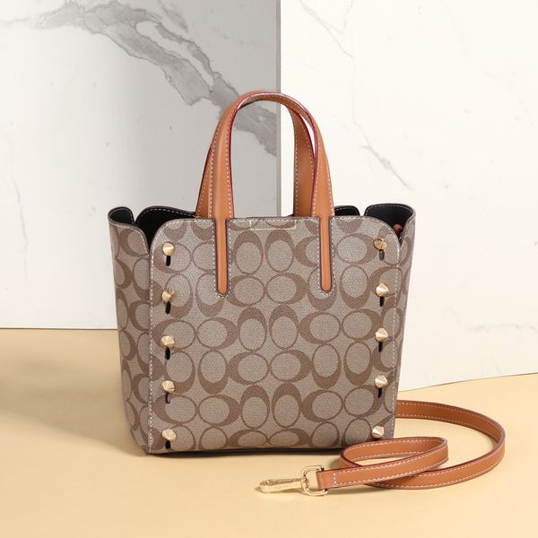 

explosive niche bag female 2020 new messenger small bag fashion trend printing ladies shoulder bag l9650