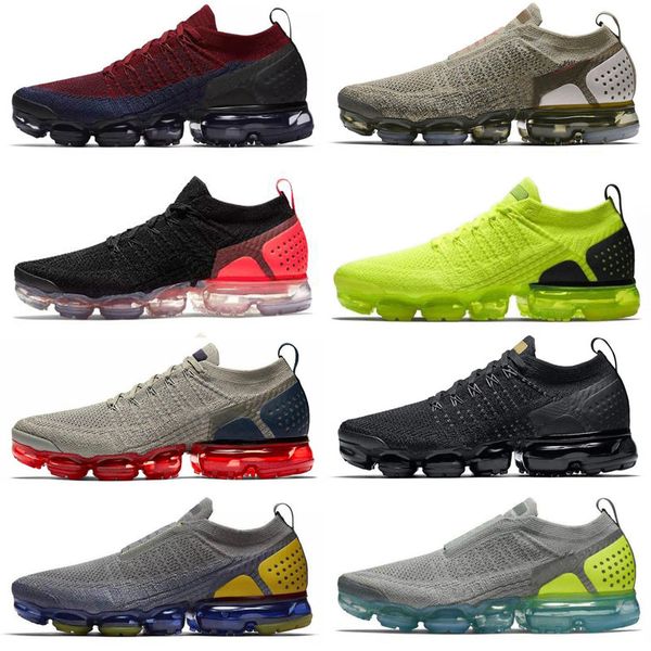 

2019 new chaussures moc 2 laceless 2.0 running shoes triple designer mens women sneakers fly yellow knit sports cushion trainers zapatos