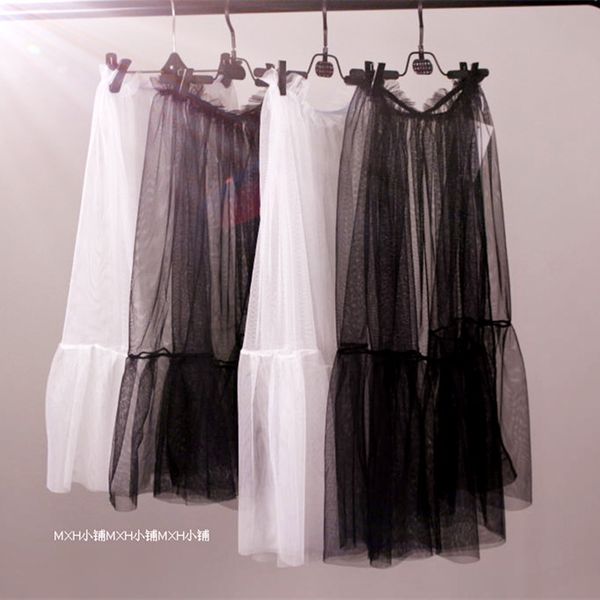 

2018 patchwork transparent gauze half slip medium long single layer cover skirt, Black;red