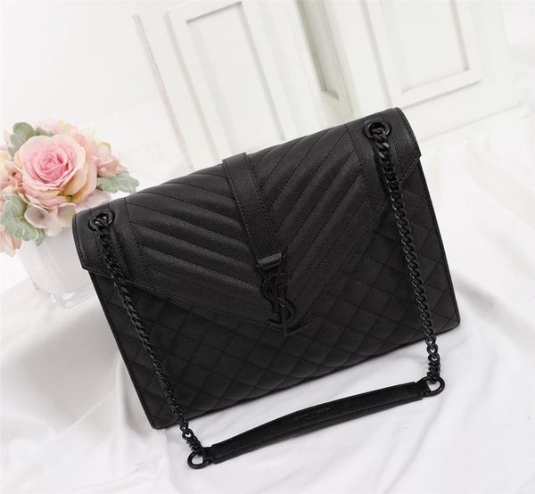 

womens one-shoulder bag carefully made with a slanted shoulder chain of white-collar ladies must use fashionable caviar size:30x20x8cm