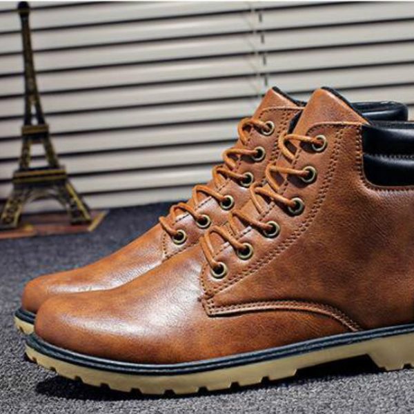 Vendita calda e inverno nuovi stivali Martin da uomo più stivali alti da uomo in velluto interno in cotone, scarpe da uomo all'ingrosso spedizione gratuita consegna veloce