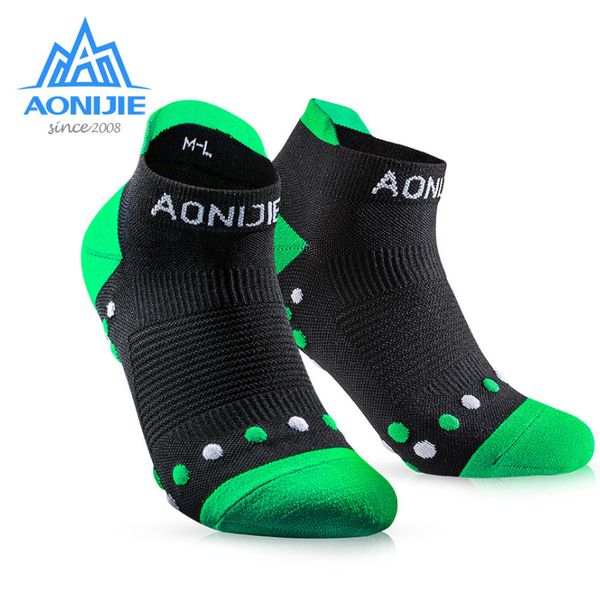 

aonijie e4081s sports running athletic performance tab training cushion quarter knit compression socks heel shield marathon, Black