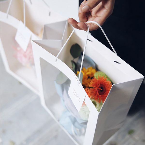 

5pcs / set transparent window tote bag birthday gift flower bag wedding holiday candy paper packaging