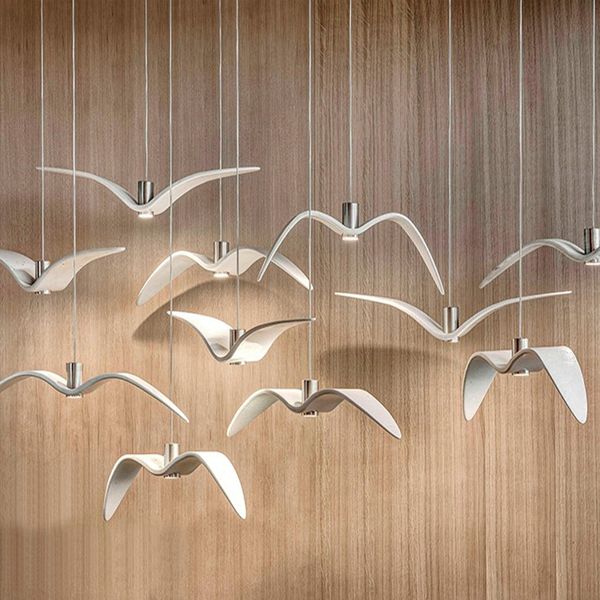 Il ristorante postmoderno nordico illumina la personalità creativa del bar anteriore del negozio di abbigliamento, decorazione della vetrina, lampade a sospensione a LED per uccelli
