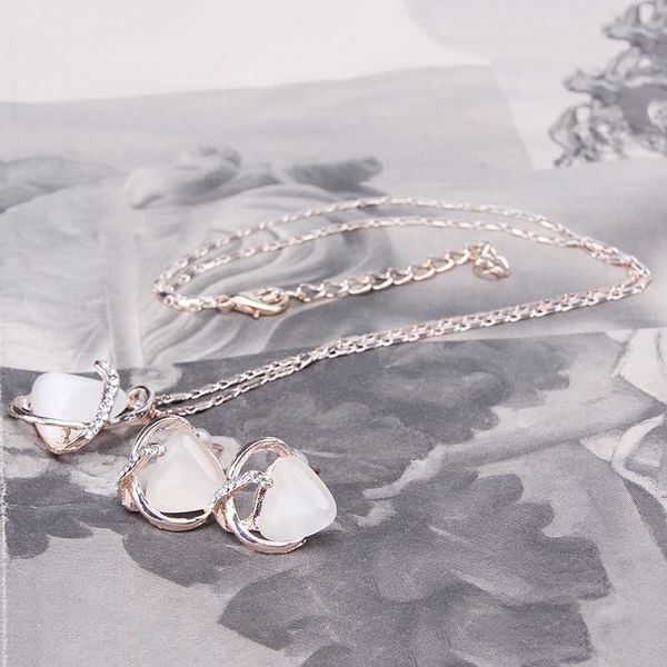 

earrings necklace elegant ladies fashion jewelry triangle stone pearl pendant necklace/earrings sets gift decorations, Silver
