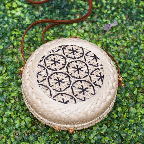 

2020 new spring summer handmade crochet bamboo handbag